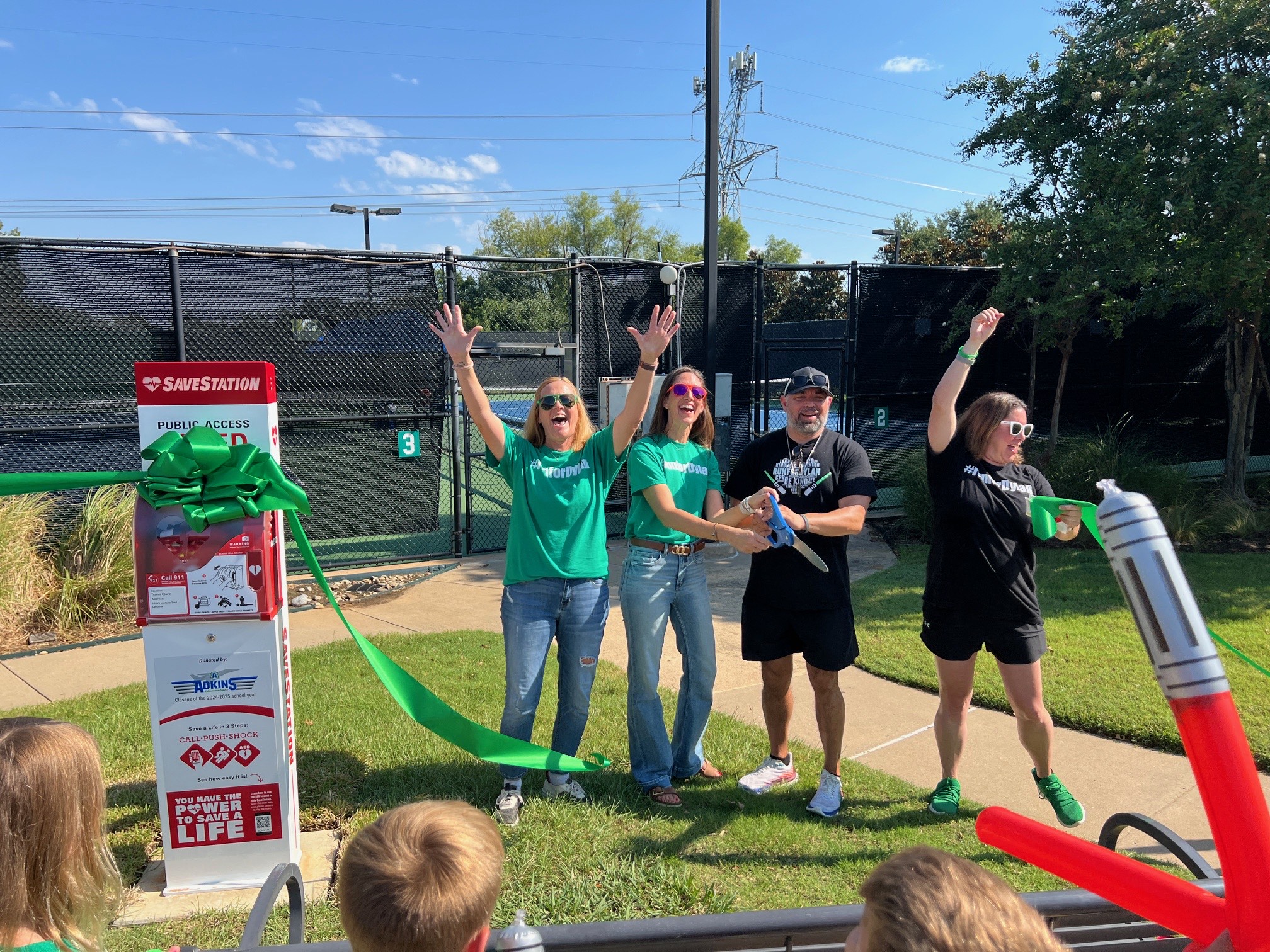 Community Event Photo with SaveStation - SaveStation